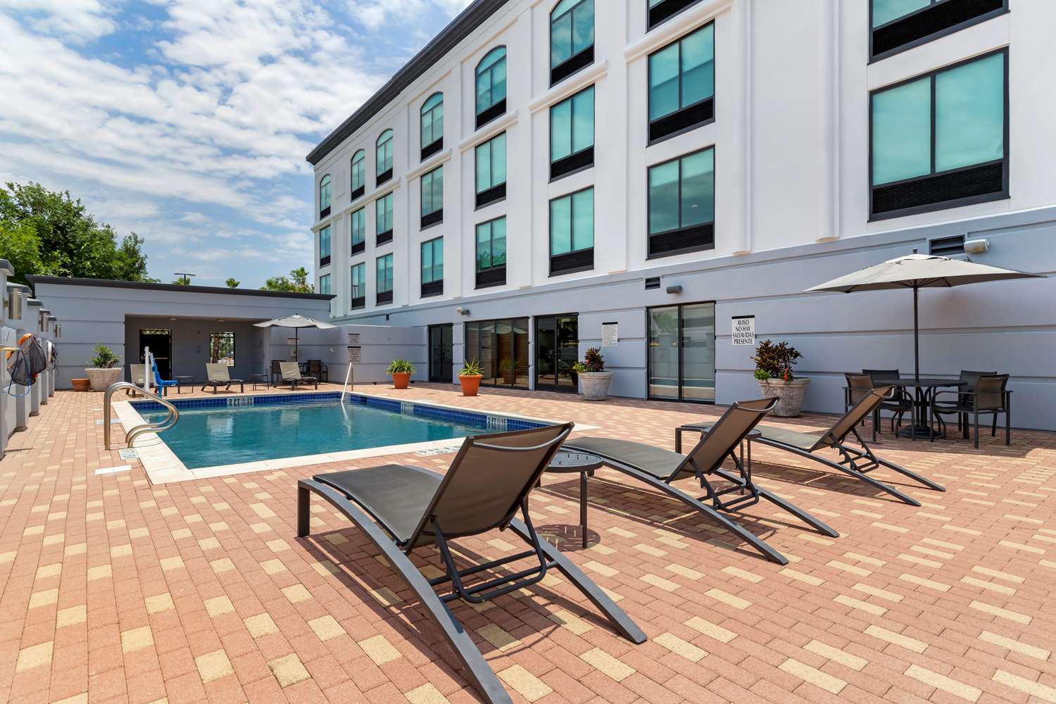 Best Western Plus McAllen Airport Hotel 4/18