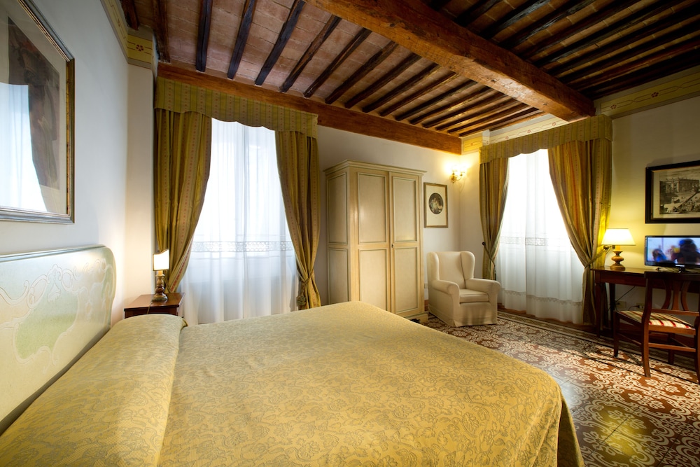 Palazzo di Valli 24/72