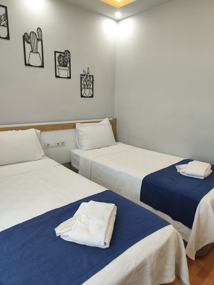 Otel Marmara 16/42