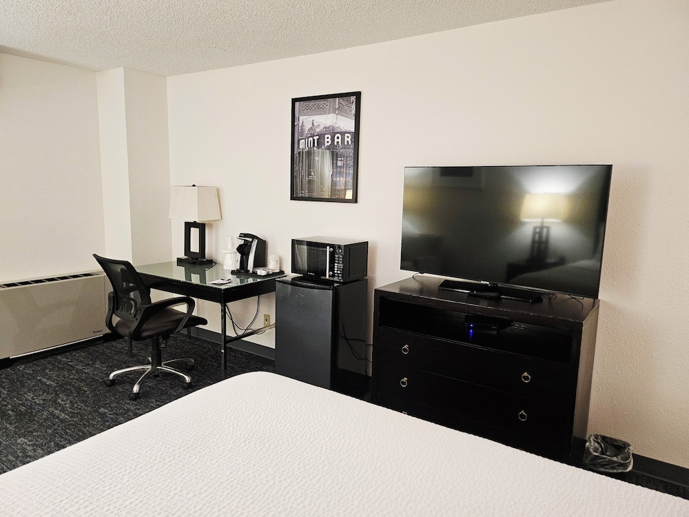 Ramada Plaza by Wyndham Sheridan Hotel and Convention Center 39/50