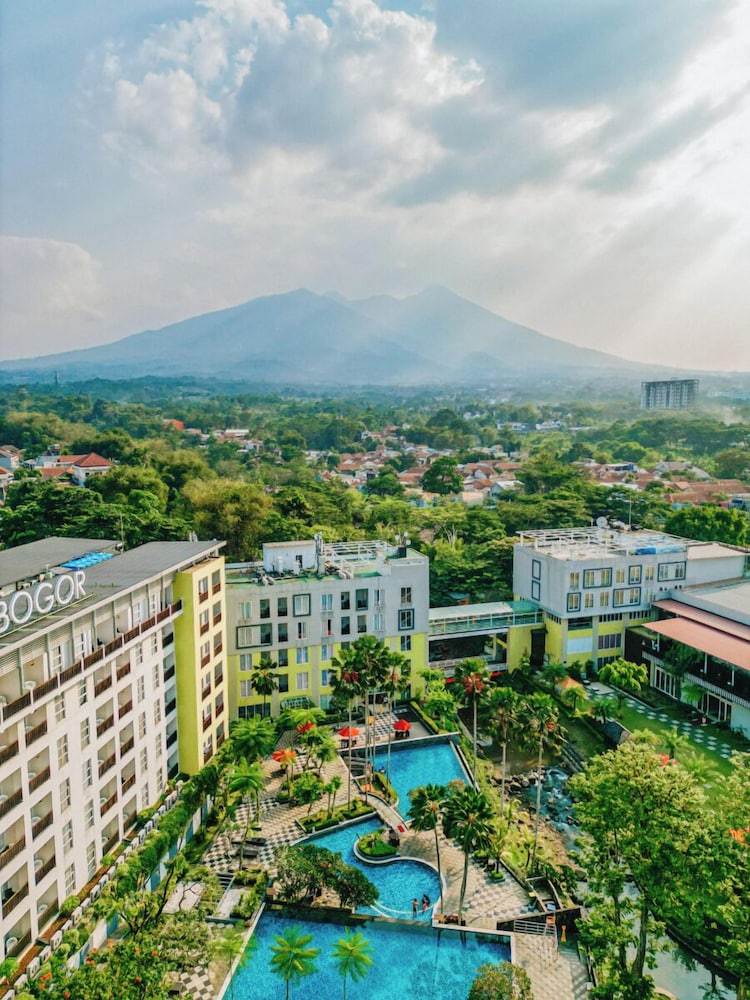 Aston Bogor Hotel & Resort 87/90
