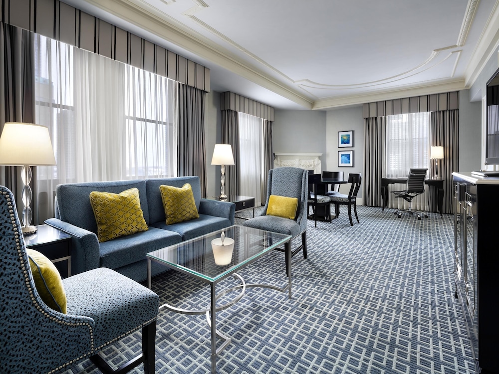 Fairmont Royal York Gold Experience 27/50