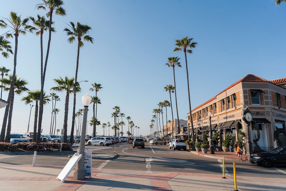 Newport Beach Hotel, A Four Sisters Inn 54/58