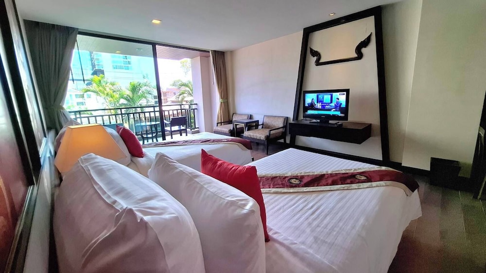 DELUXE, TWIN BEDS, SEA VIEW