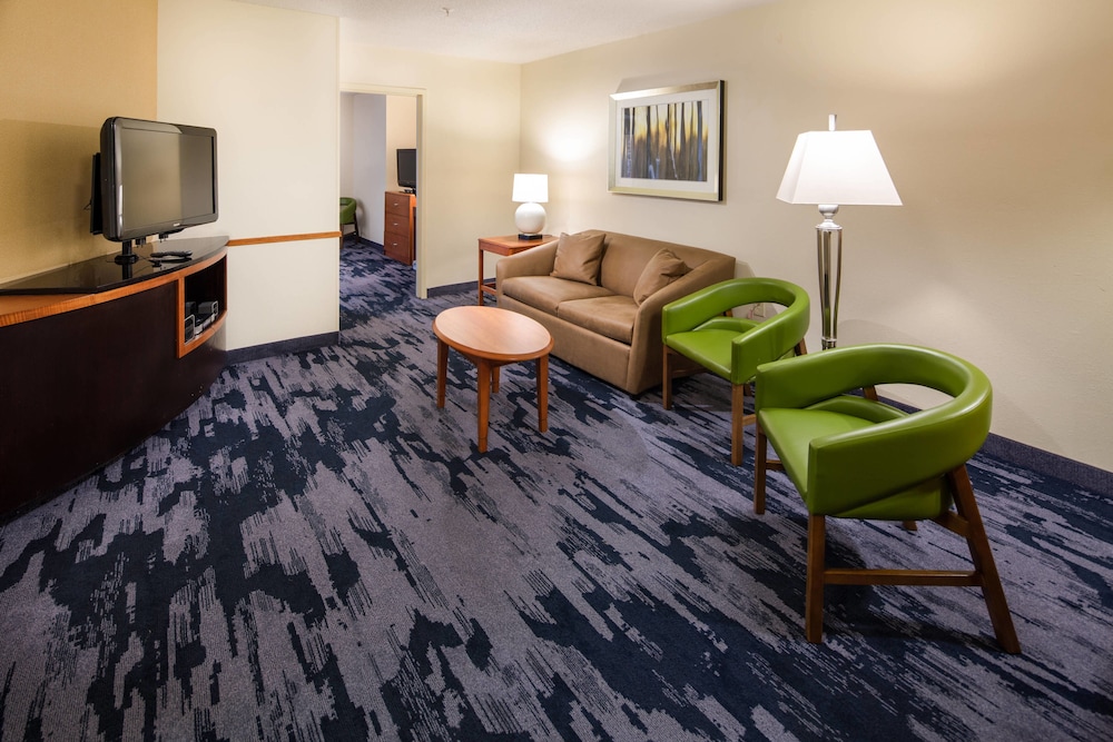 Fairfield Inn & Suites South Boston 40/68