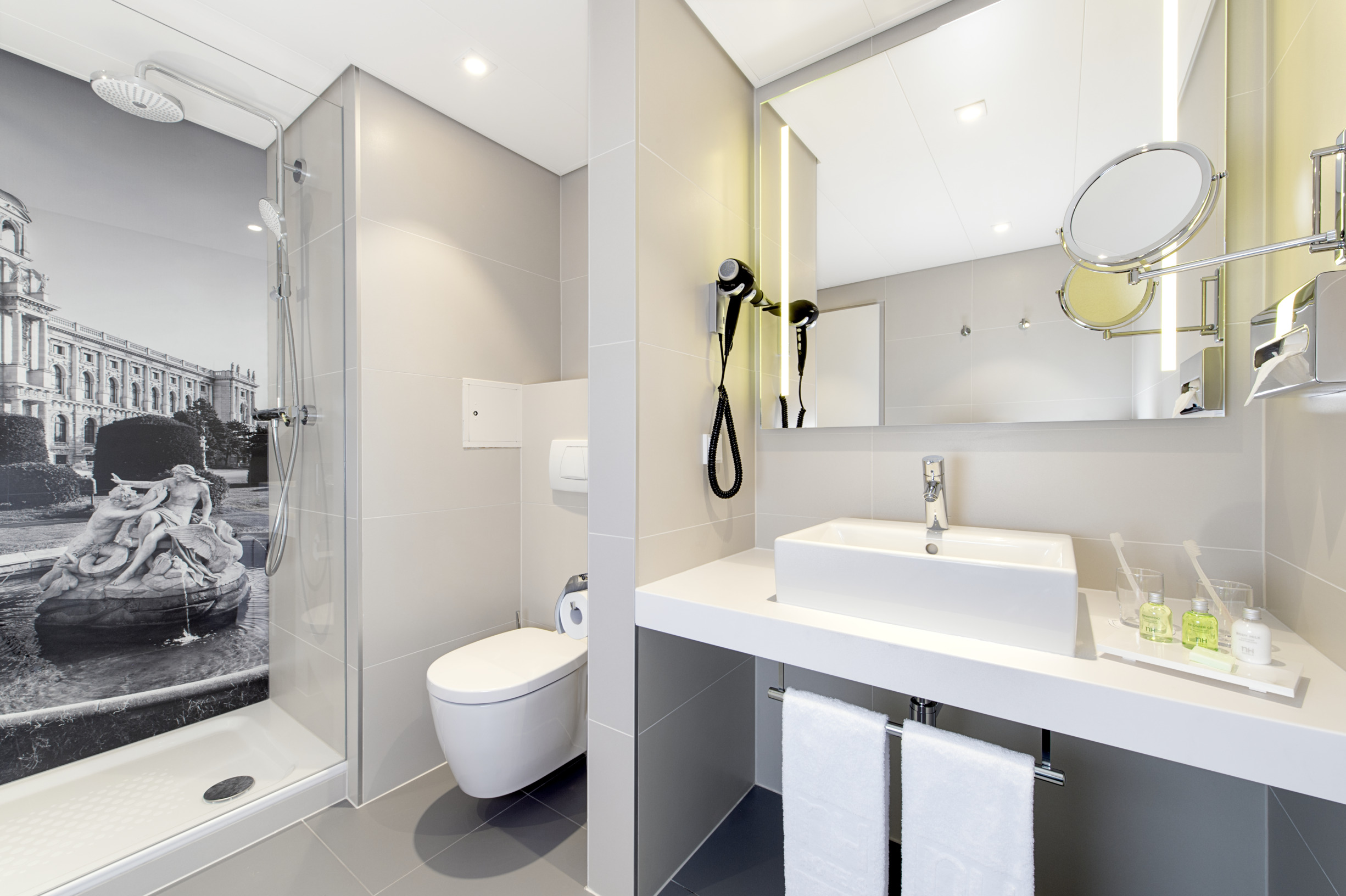 Premium, with Extra Bed, with View, Xl، Hotel Nh Collection Wien Zentrum 3/5