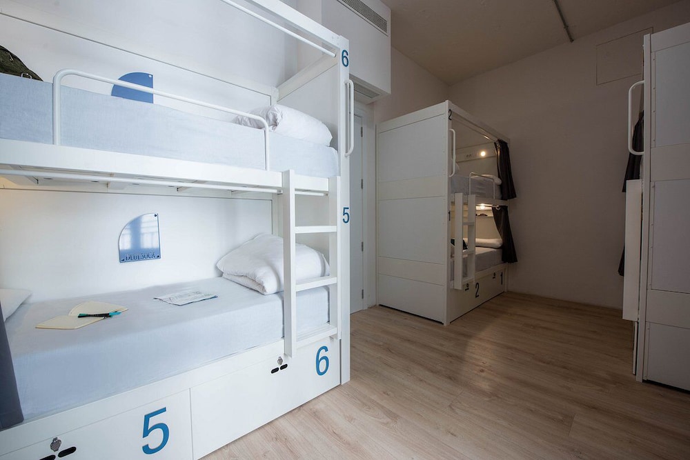 Room00 Gran Via Hostel 25/34