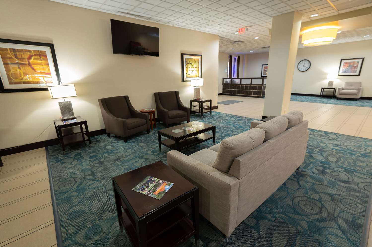 Quality Inn & Suites Downtown Mansfield, OH 15/21