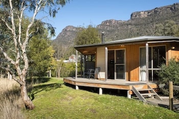 GRAMPIANS CHALETS 2/50
