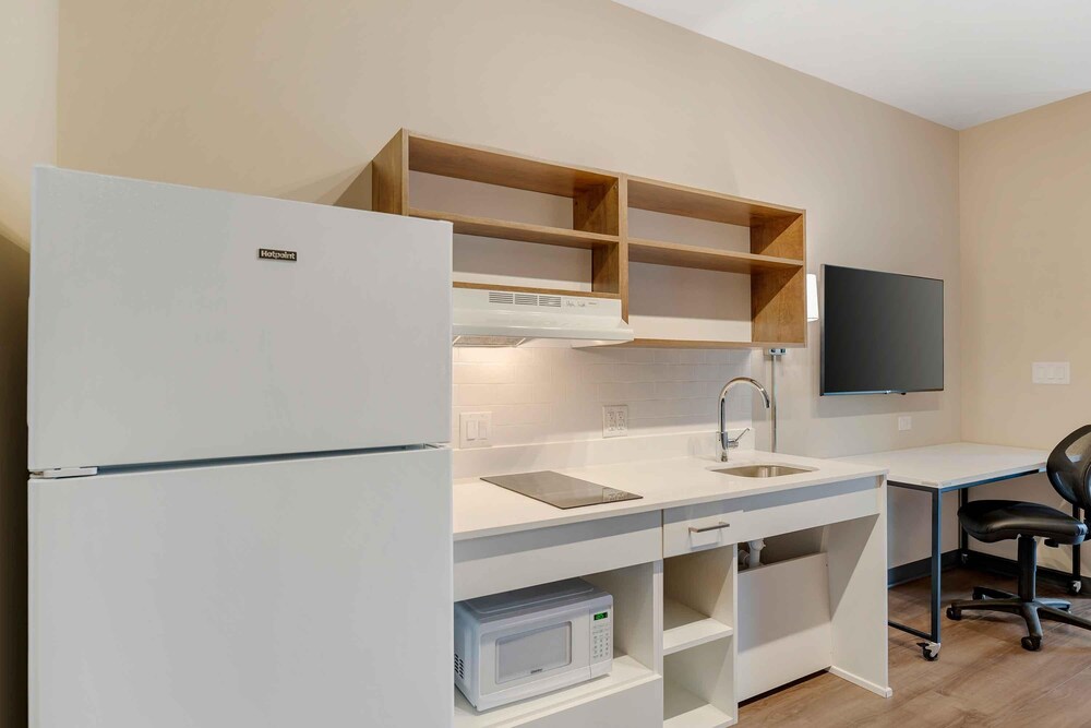 Extended Stay America Premier Suites - Charlottesville 35/50