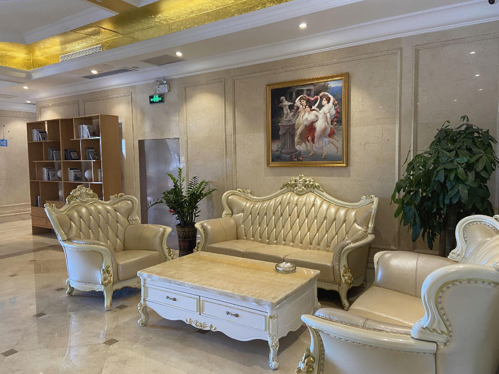 Vienna Hotel (Guangzhou Huangpu Free Trade Zone Xiayuan Subway Station) 18/38