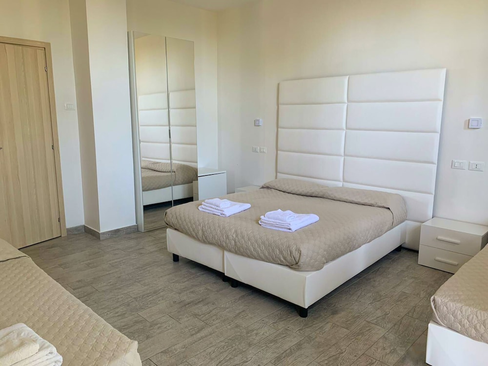 Hotel Artemide Mare 9/40