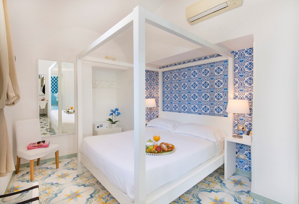 Relais Correale Rooms And Garden 35/57