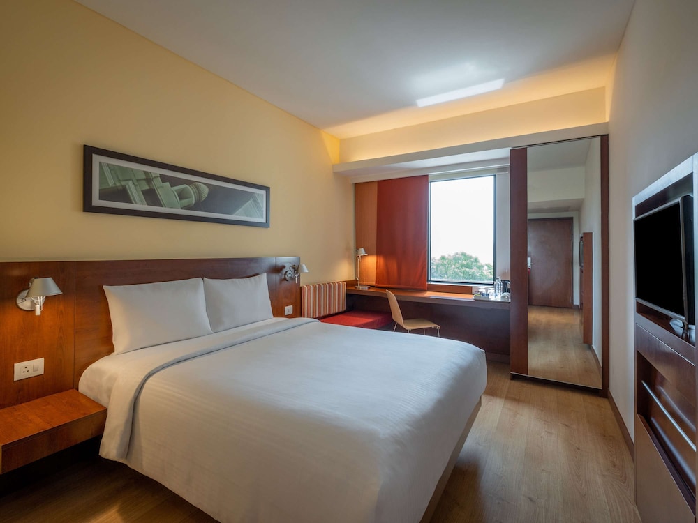 Ibis Delhi Airport 22/71