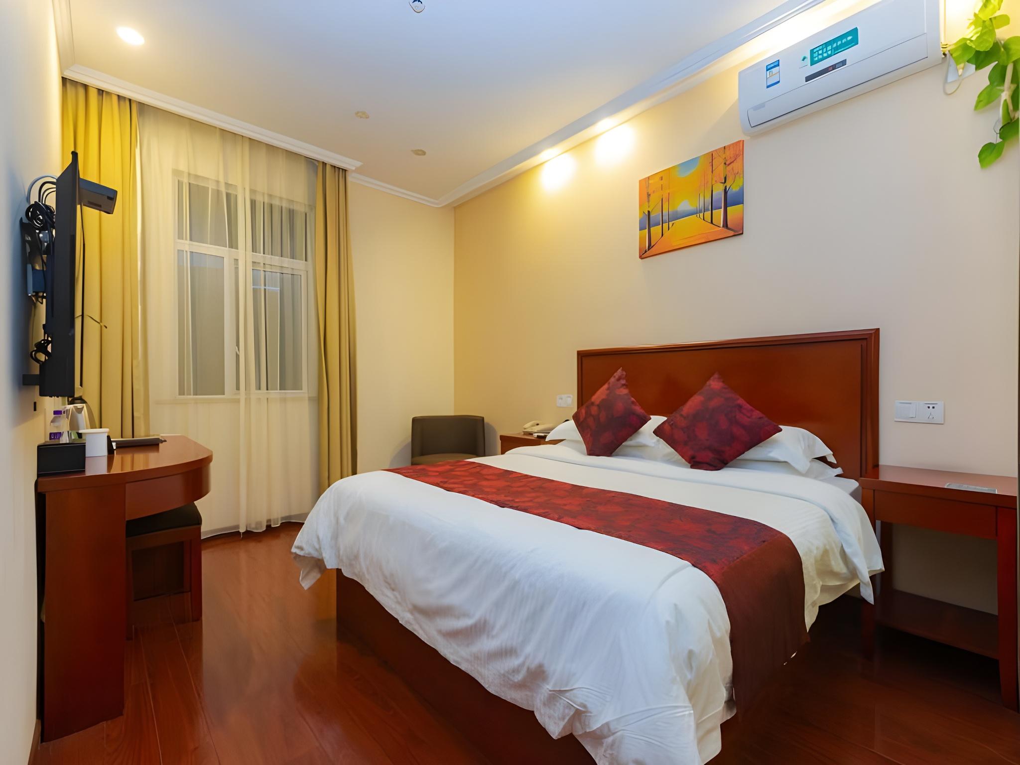 GreenTree Inn HuZhou AnJi YingBin Avenue Express Hotel 25/43