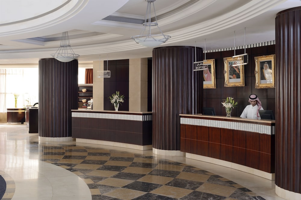 Lobby at Movenpick Qassim, BURAIDAH