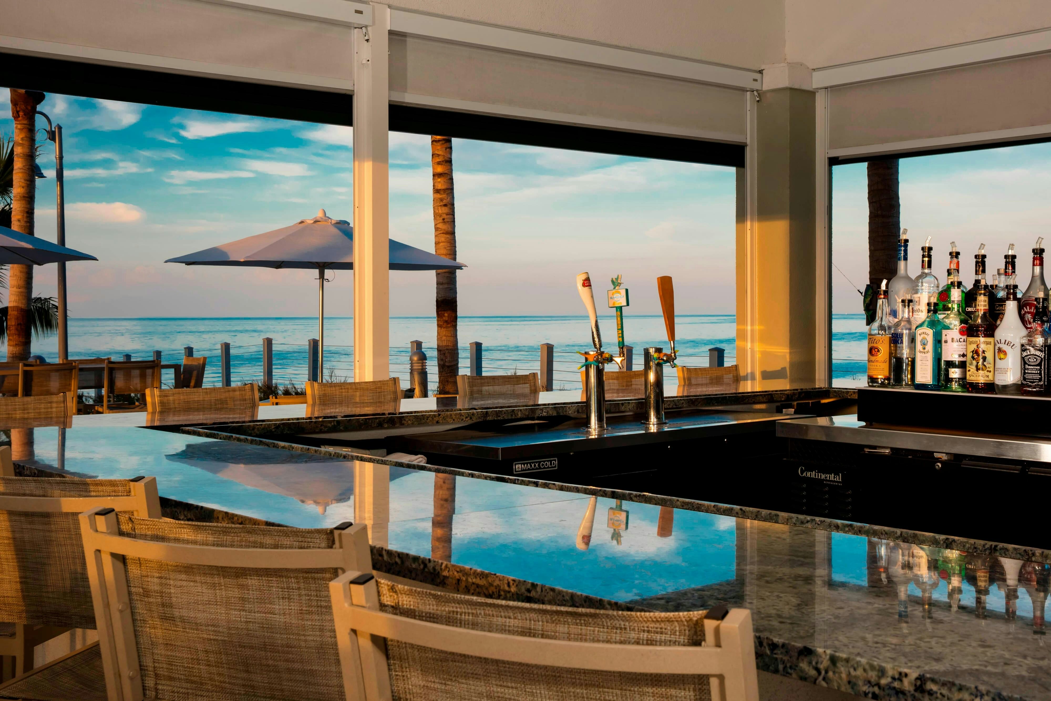 Courtyard by Marriott Faro Blanco Resort 8/33