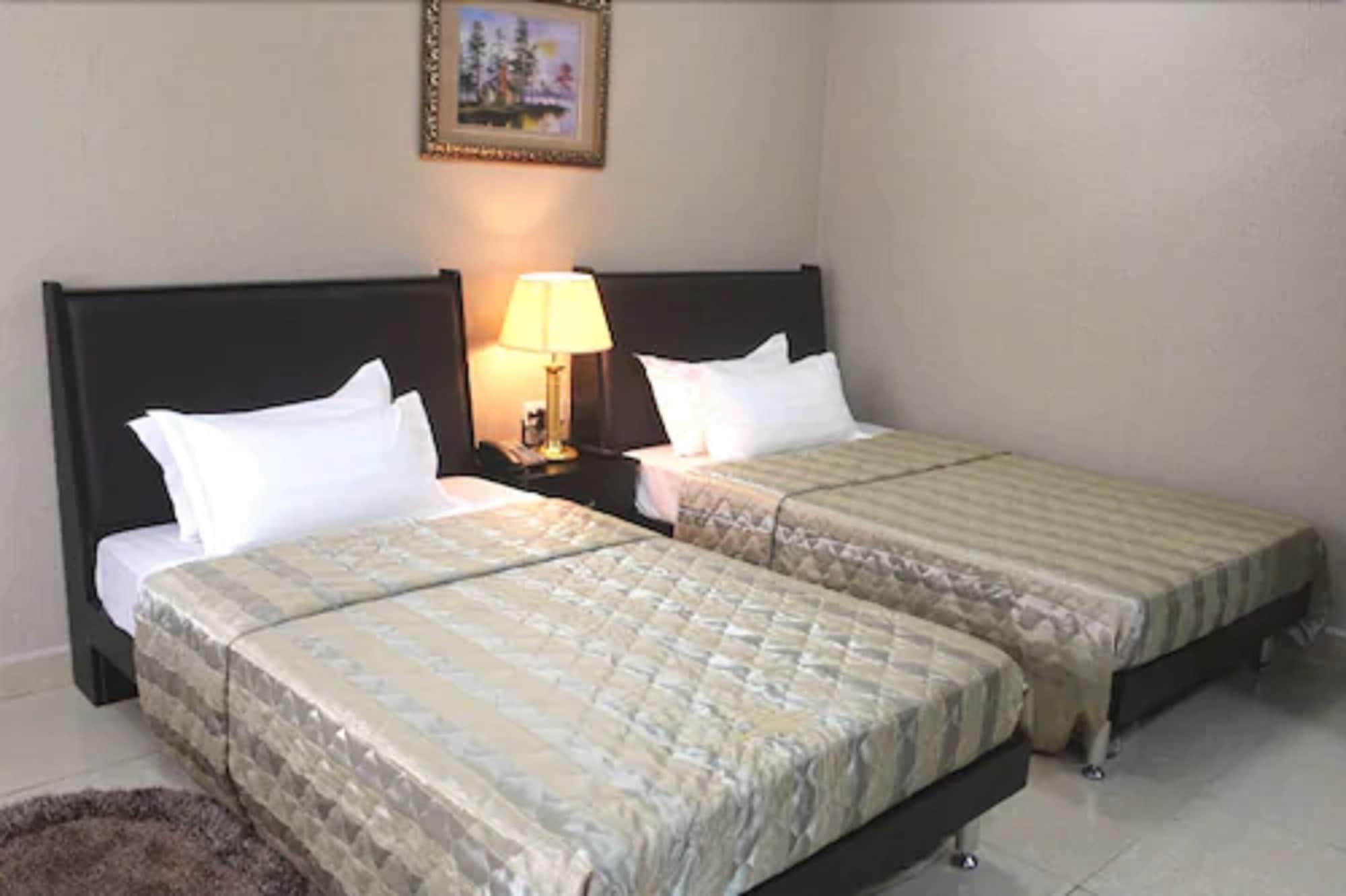 Corina Hotel 5/24