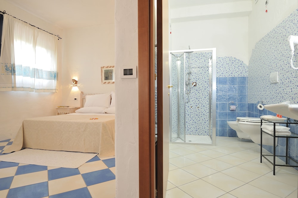 Hotel Orlando Sardegna 49/50
