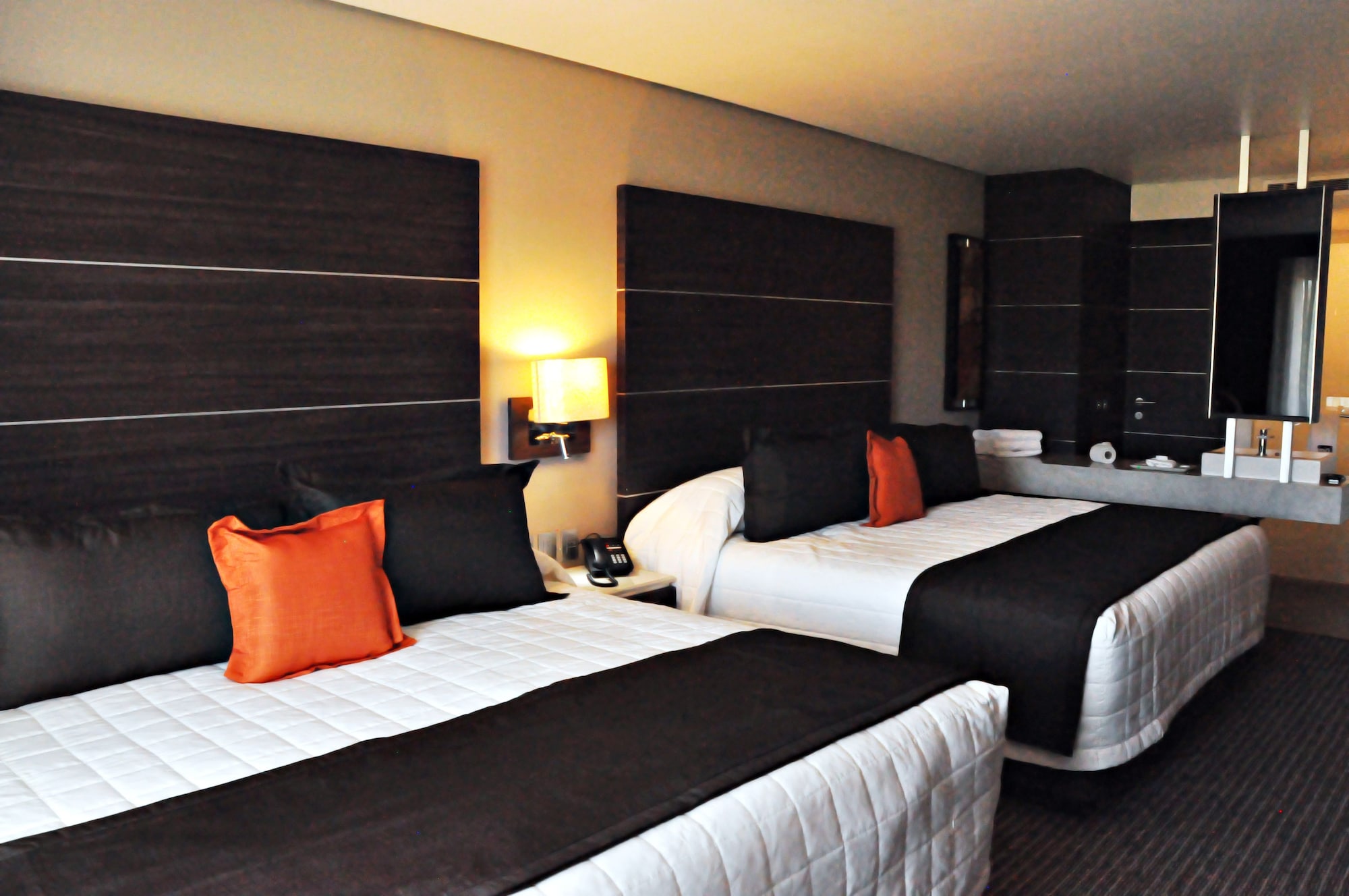 Master, Suite, King Bed