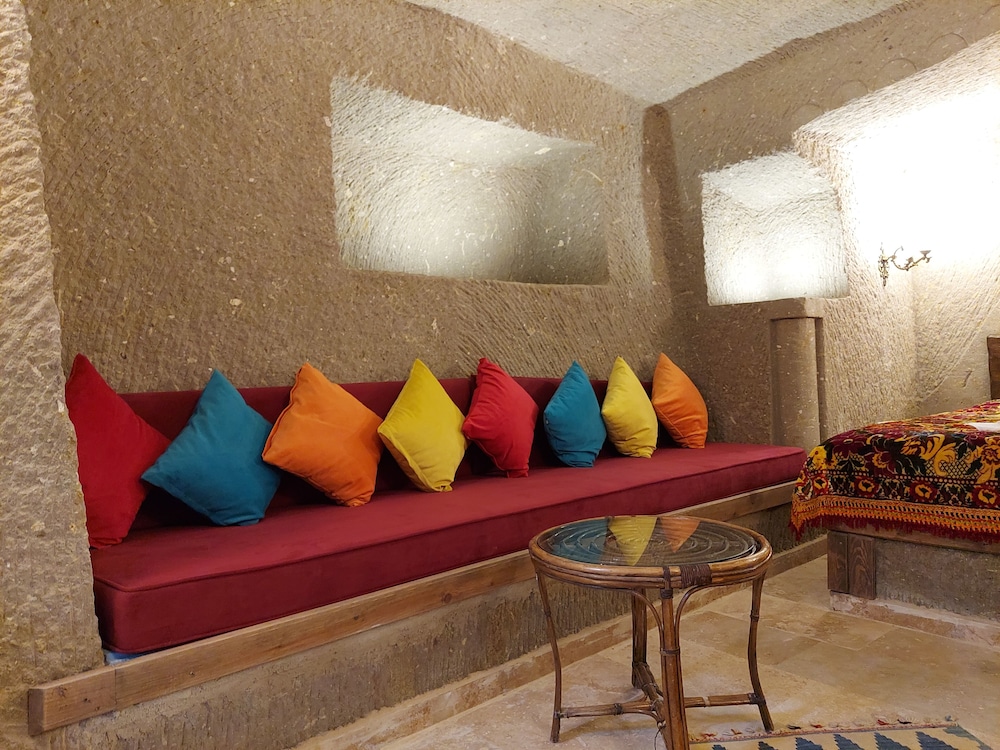 Armesos Cave Hotel 24/50