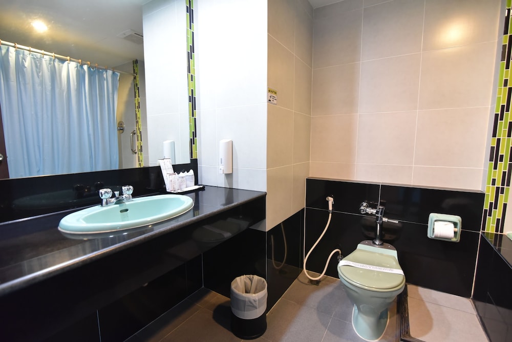 Siam Oriental Hotel 33/69