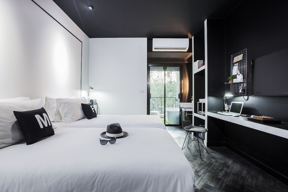 Blu Monkey Hub And Hotel Phuket 8/50
