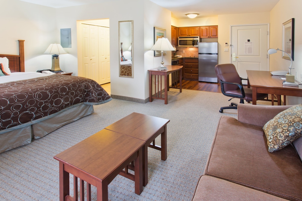 Staybridge Suites Everett - Paine Field 49/80