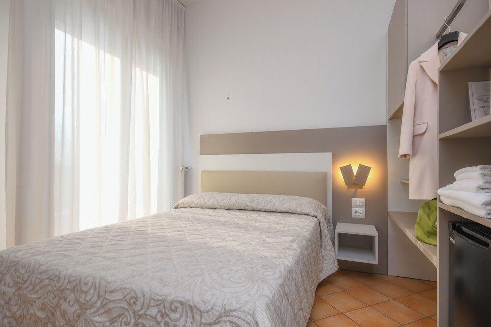 Hotel Riel 28/73