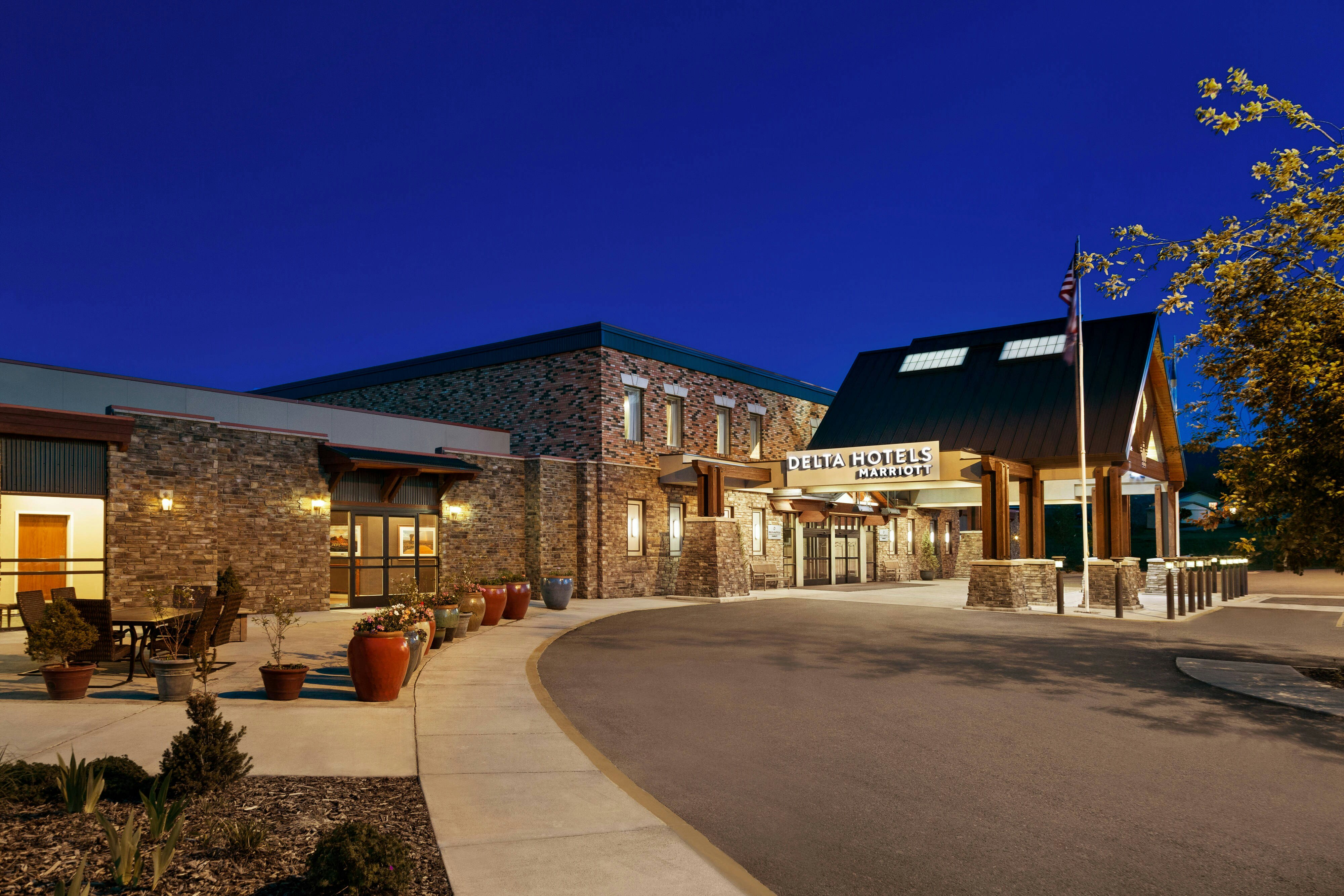 Delta Hotels By Marriott Helena Colonial Ex Radisson Colonial Helena 57/57
