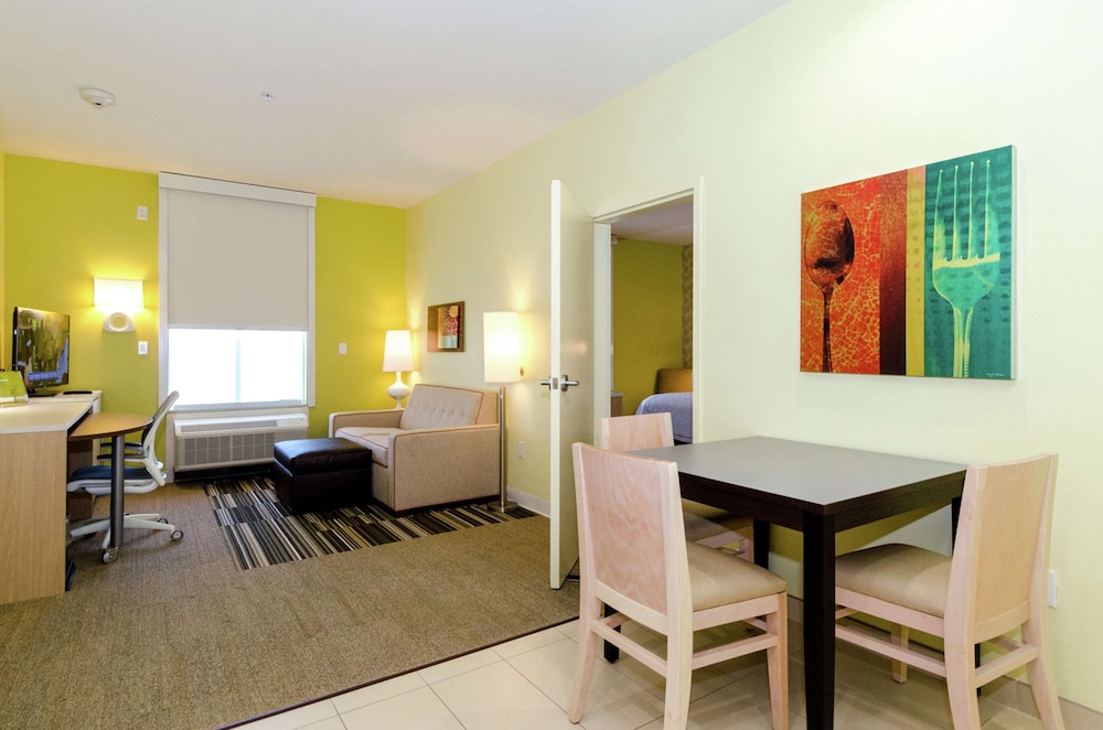 HOME2 SUITES BY HILTON PORTLAND 27/33