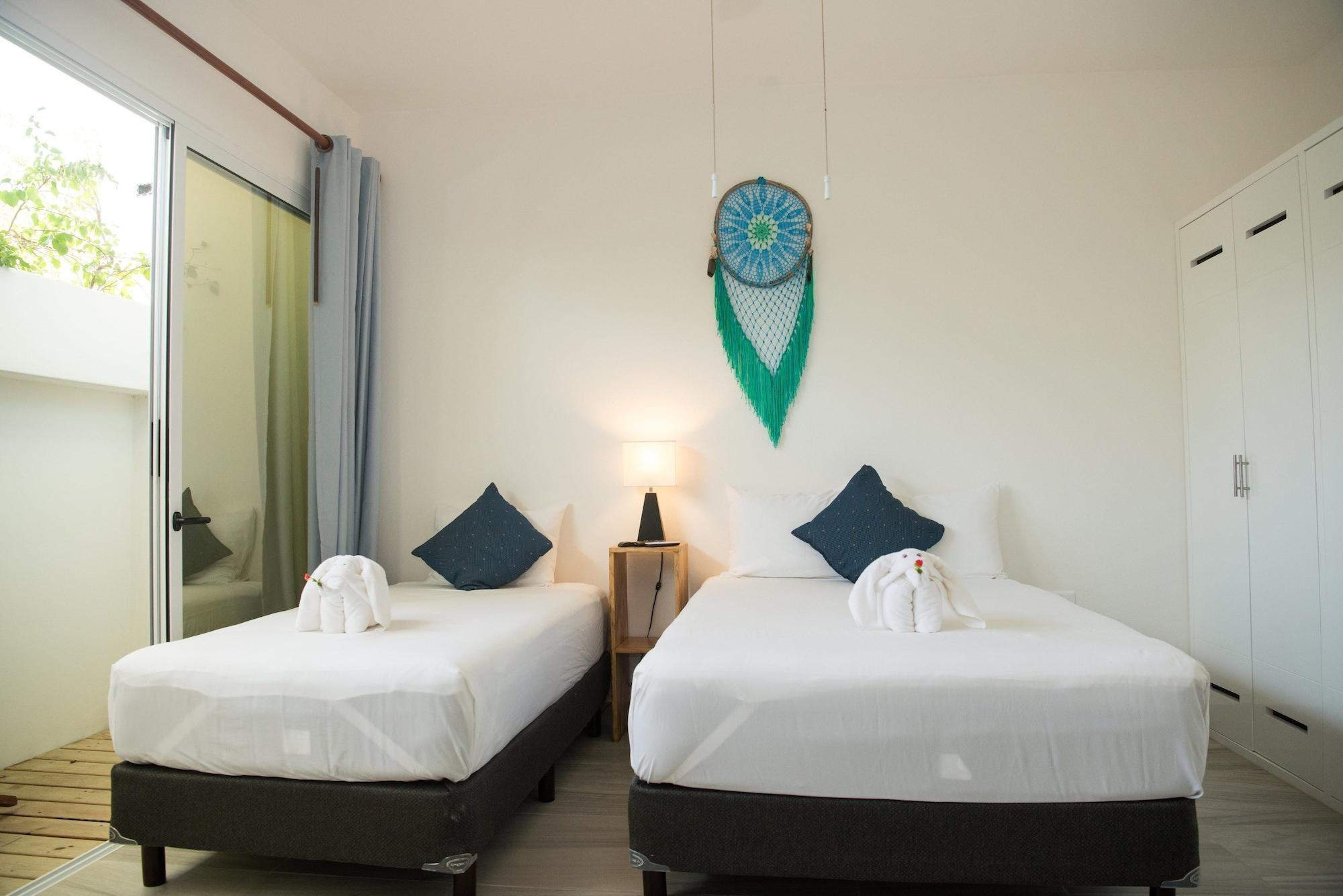 Business, Luxury, Economy, Suite, Rooftop Pool، Ocean Zen Suites 3/7
