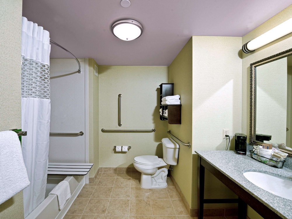 Hampton Inn Augusta 10/29