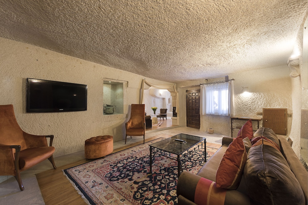 Anatolian Houses 63/73