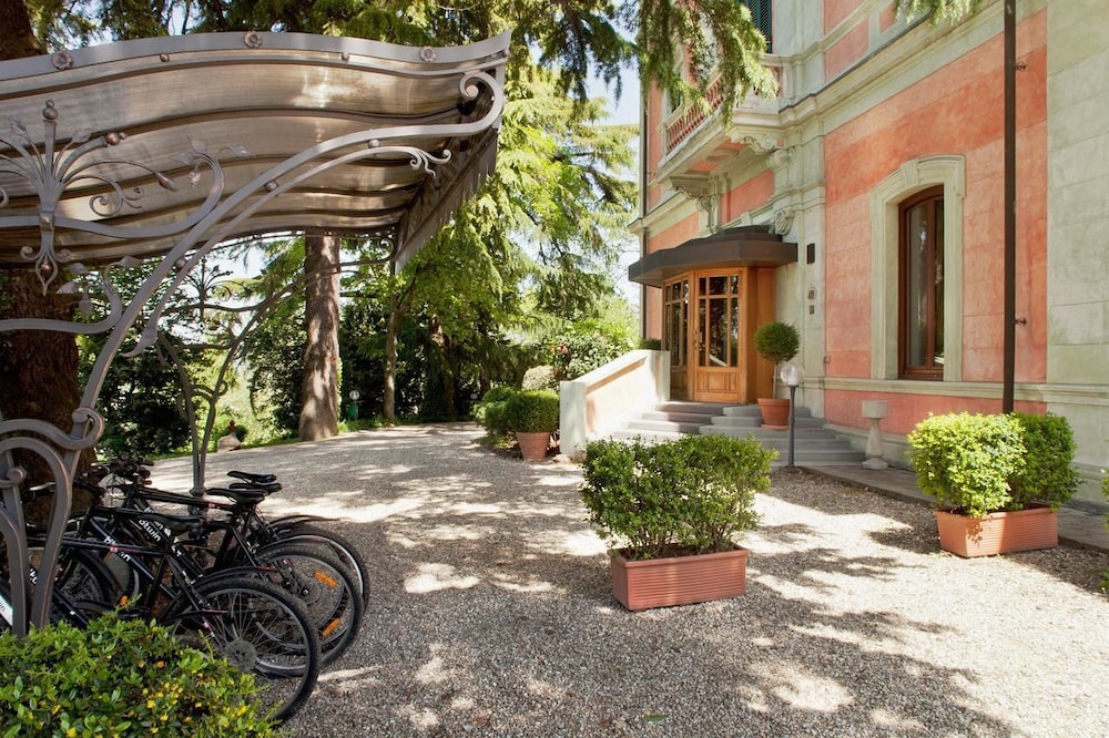 Relais Villa Pomela 60/65