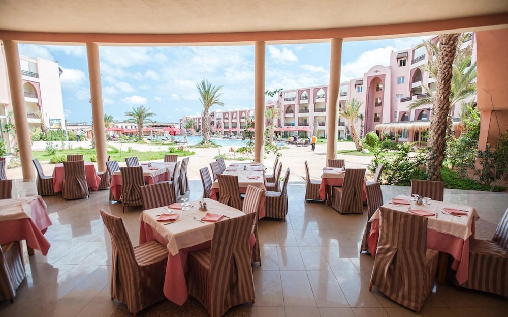 Hotel and Club Lella Meriam 16/29