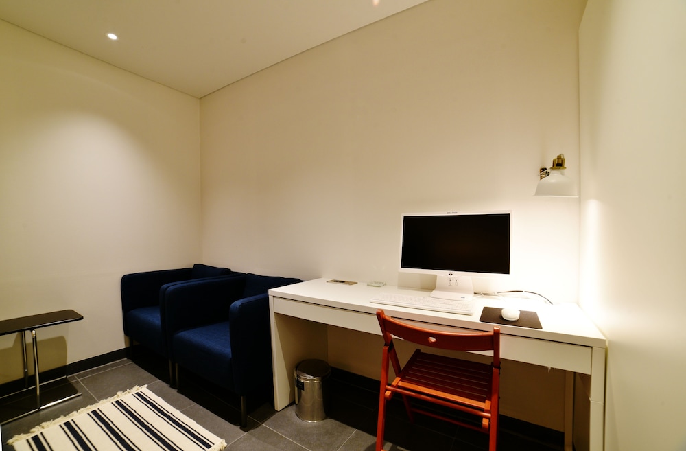 Hotel The Spot 40/50