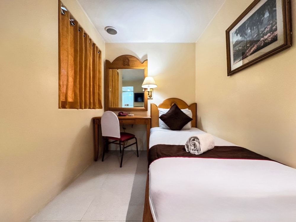 Palladium Suites 25/49