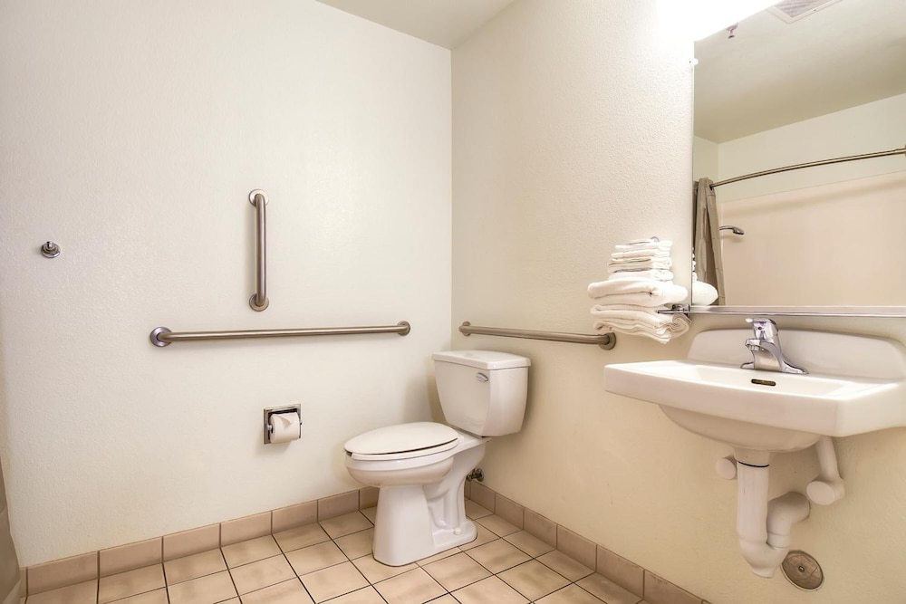 Motel6 Anaheim, CA - Maingate 49/58