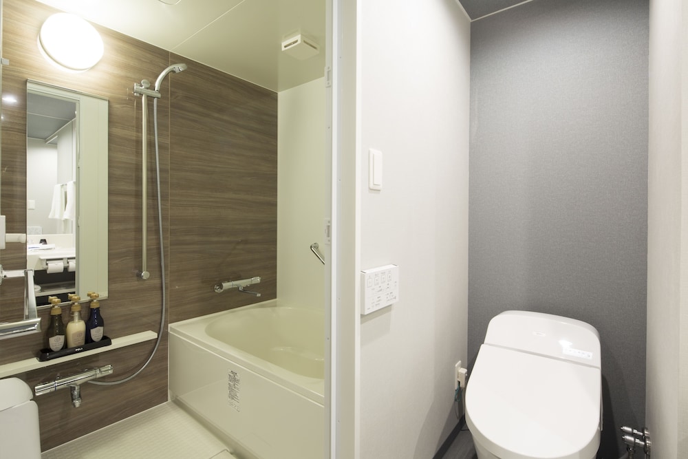 Shizutetsu Hotel Prezio Hakata-Ekimae 68/69