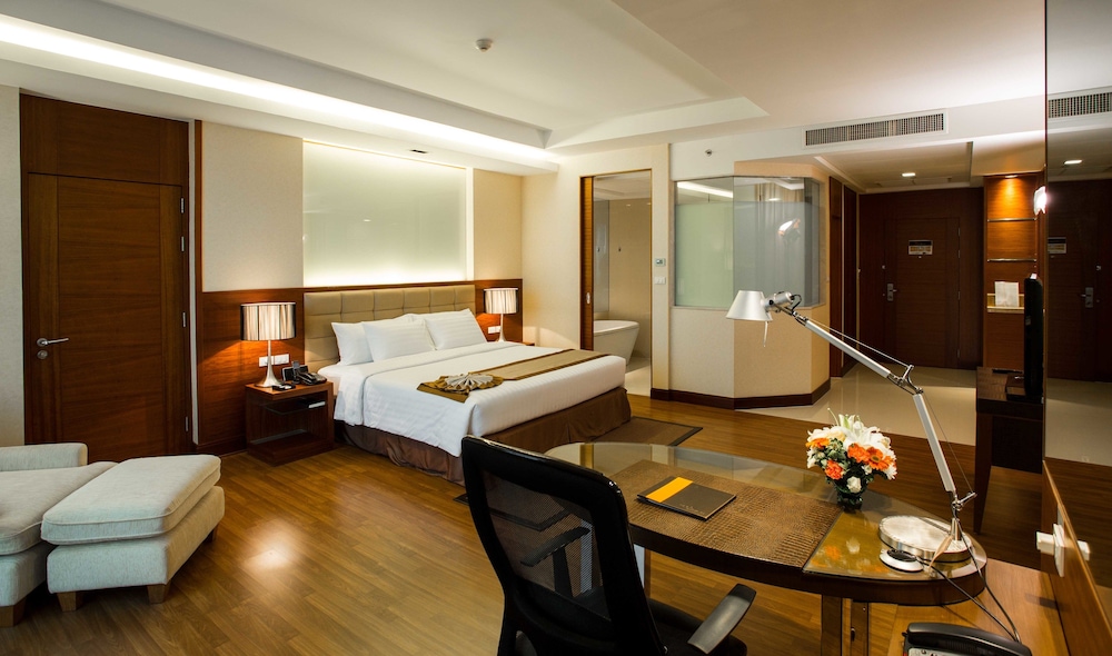 The Grand Fourwings Convention Hotel 17/45