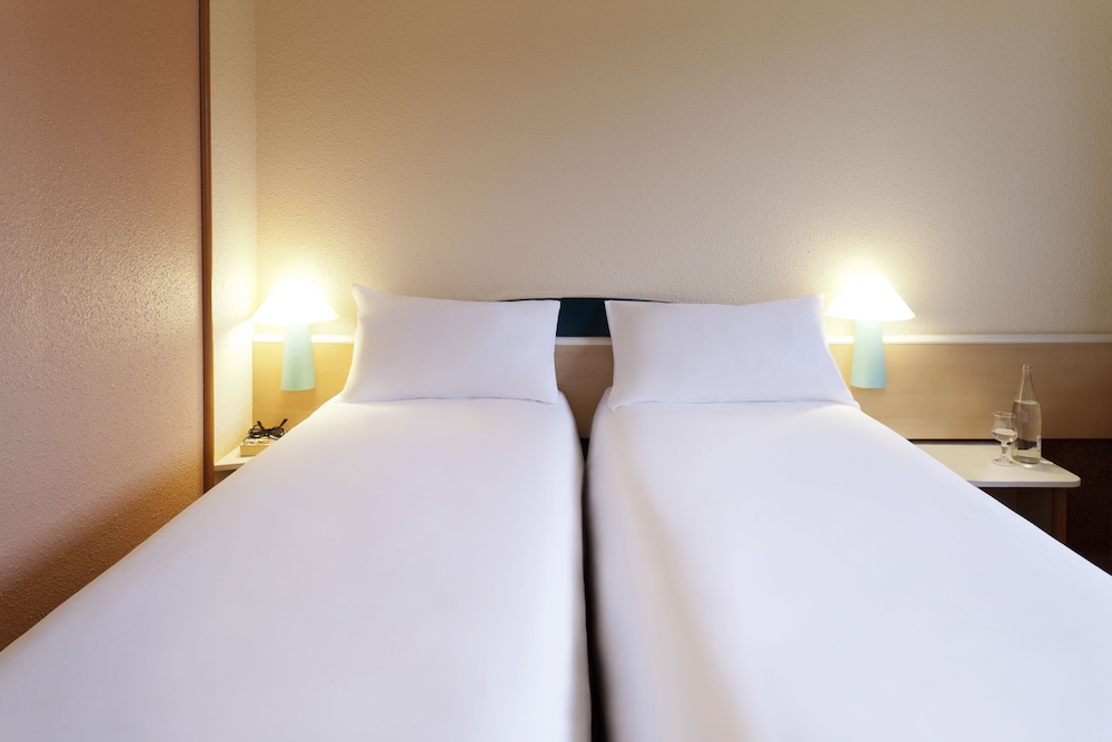 Ibis Tours Sud 22/67
