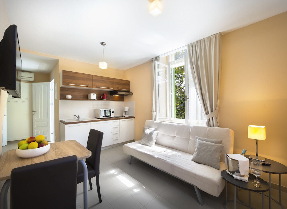 Villa Atlanta 42/55