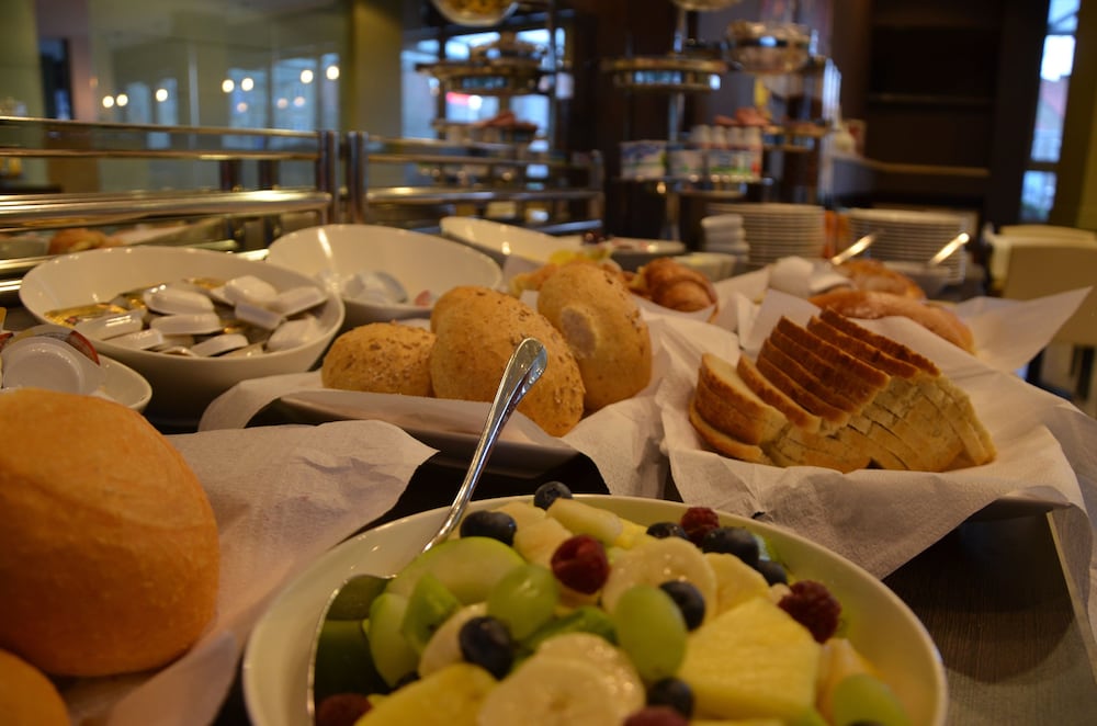 restaurant-cafeteria