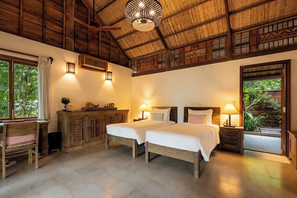 Plantation, Premium, Bungalow, Queen Bed, Sea View