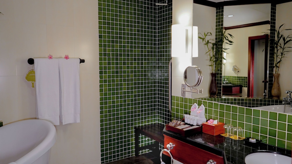 Borei Angkor Resort & Spa 69/71