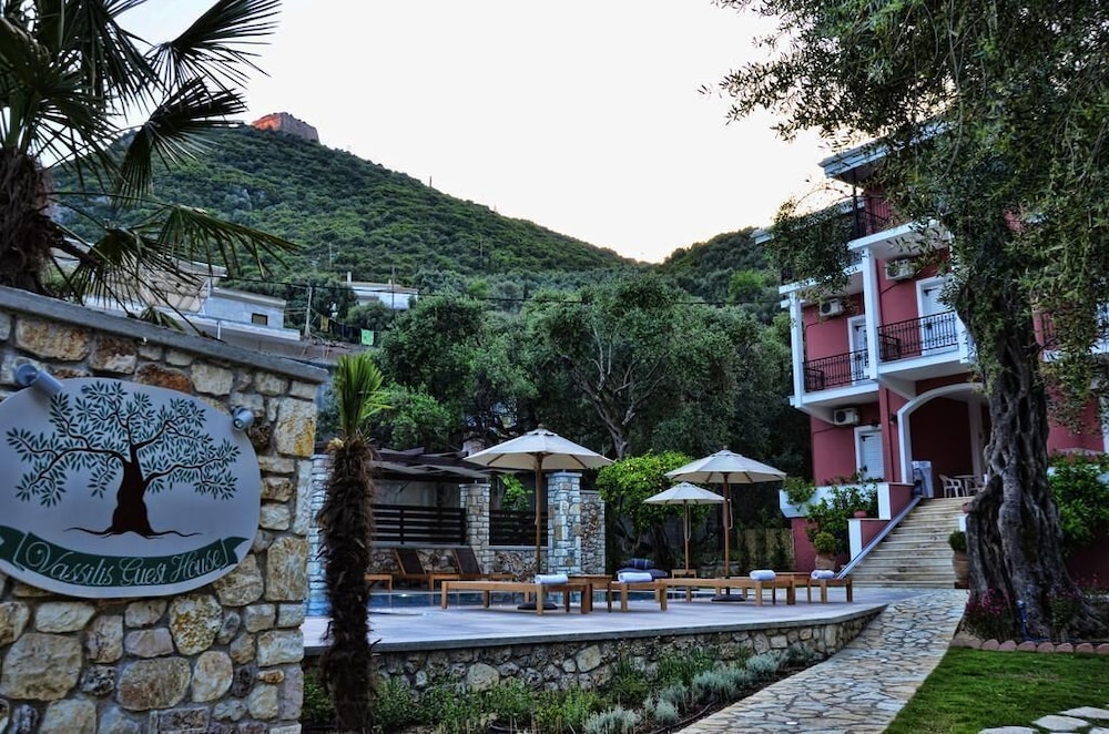 Vassilis Guest House 29/40