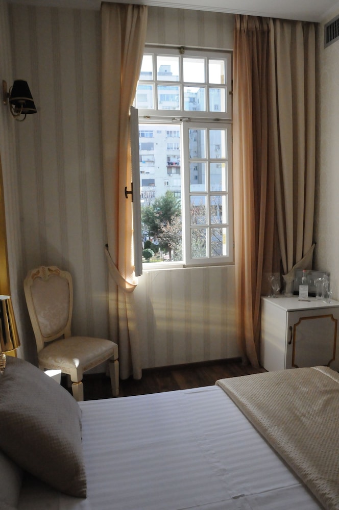 Hotel Boutique Restorant Gloria 14/50