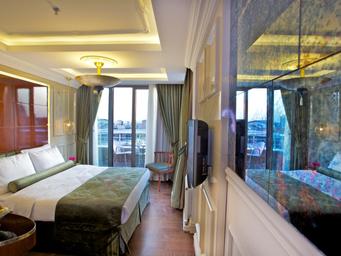 Penthouse Suite
