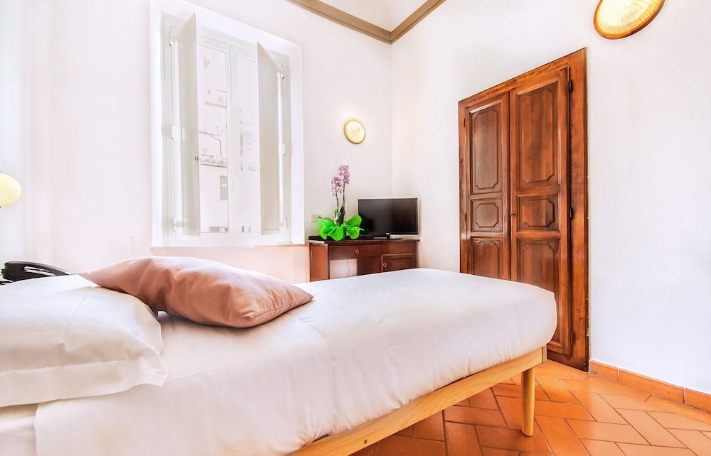 Hotel Costantini 15/73